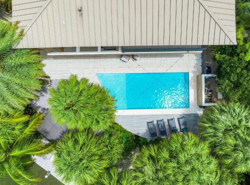 Villa Retro Luxe