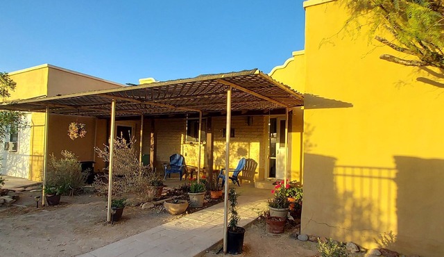Villa Rica: Adobe 3 Bed, 2 Bath Family Home, Spectacular View, Pets, Secure Yard