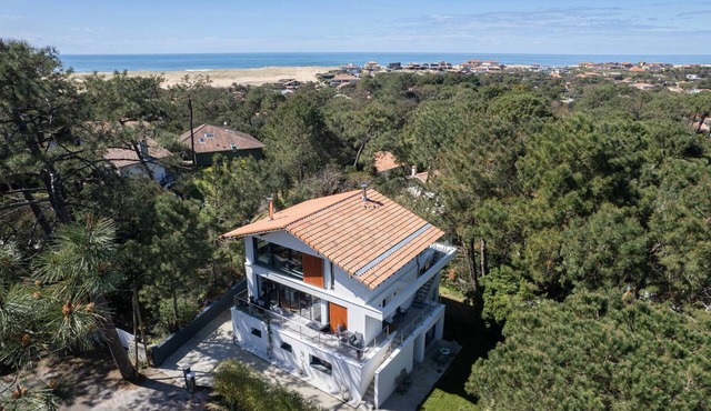 VILLA RIMATARA pour 14 personnes