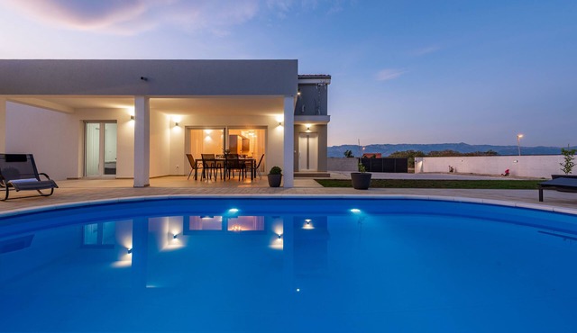 Villa Roma with private pool, traditional tavern, in untouched nature