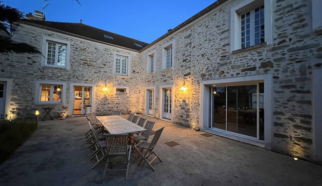 Villa Romantique Avec Bains à Remous et Salle Billard