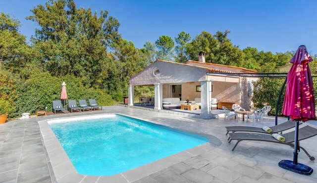 Villa Romarin by Villa Plus