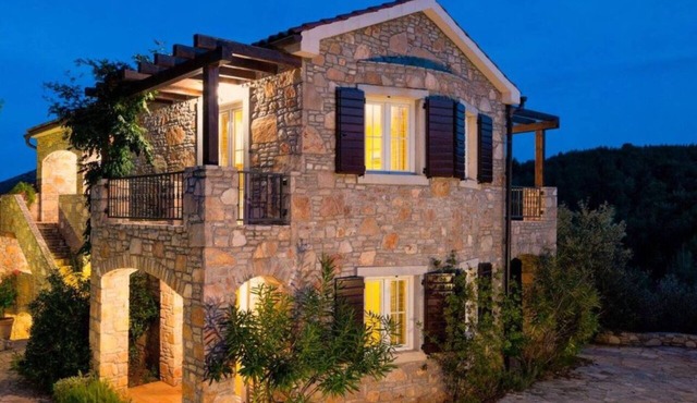 Villa ROSA - Beautiful Mediterranean apartment Agave with sea view and pool