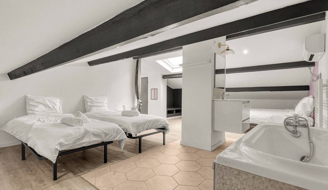 Villa Rose - Padel - Poker et Cinéma Room - Piscine