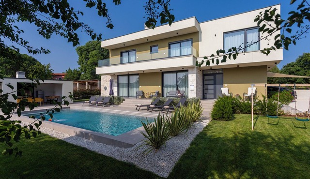Villa Rossi (Istria - Smoljanci)