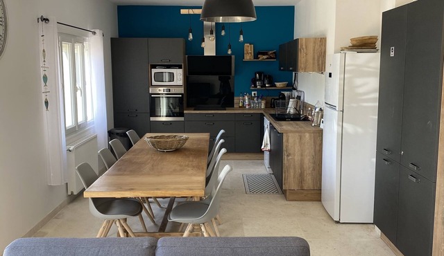 Villa Royan 10 persons with private heated pool 650m from the beach