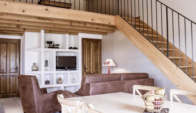 Villa Sauvignon - private terrace and garden