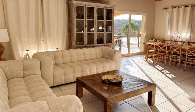 Villa Syrah - private pool and terrace