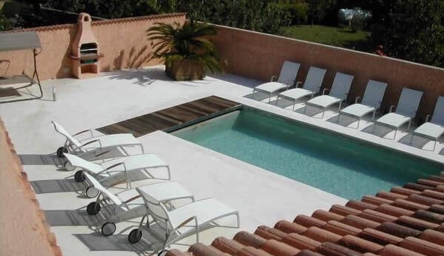 Villa Safari 14 pers private pool 300m from the sea