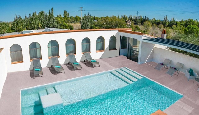 Villa Saffron by Villa Plus