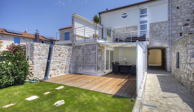 Villa Sailor's Delight - Waterfront Villa With Spectacular View Of Adriatic Sea