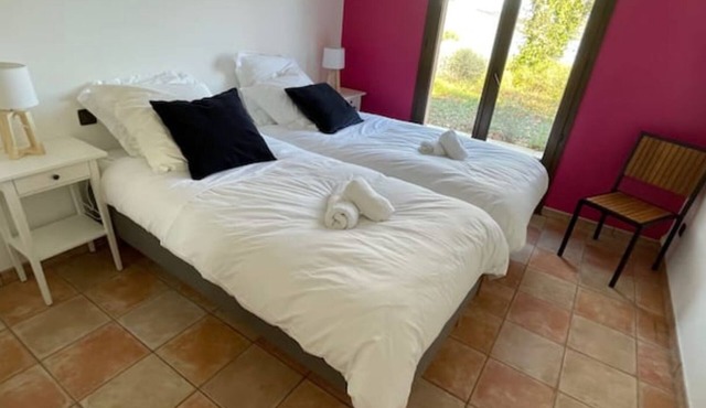 Villa Salagou lake view 3 bedrooms swimming pool 100m2