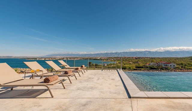 Villa Salina with Pool