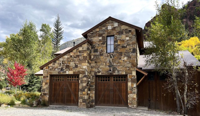 Villa San Miguel, Located on San Miguel River, Ski Bus Route, Telluride 12 Miles