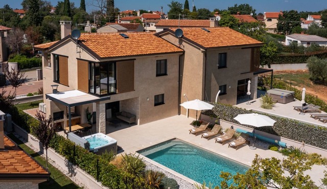 Villa San Vincenti by Villas Guide