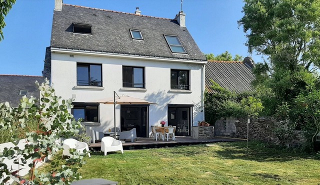 Villa Sarzeau, 5 bedrooms, 8 persons