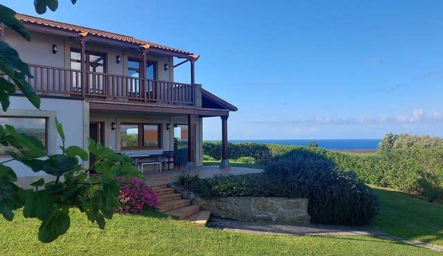 Villa & Sea Langre Beach