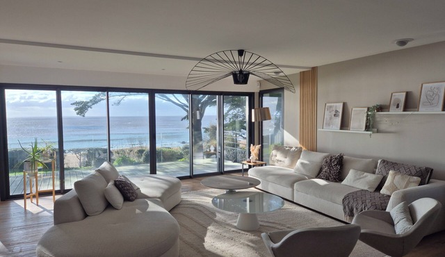 Villa sea view in Saint Marc sur Mer direct beach access