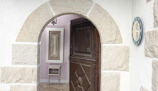 VILLA Sea view, Swimming pool, 50 m from the beach