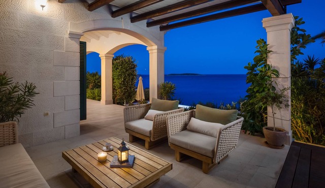 Villa SeaBreeze on Vis – Crovillas GmbH
