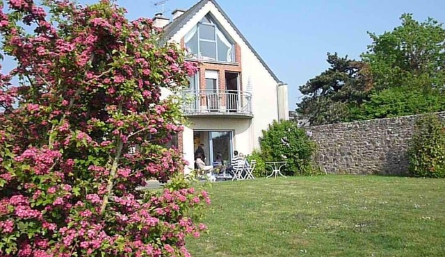 Villa, seaside, in the Bay of Mont Saint Michel for 6 people