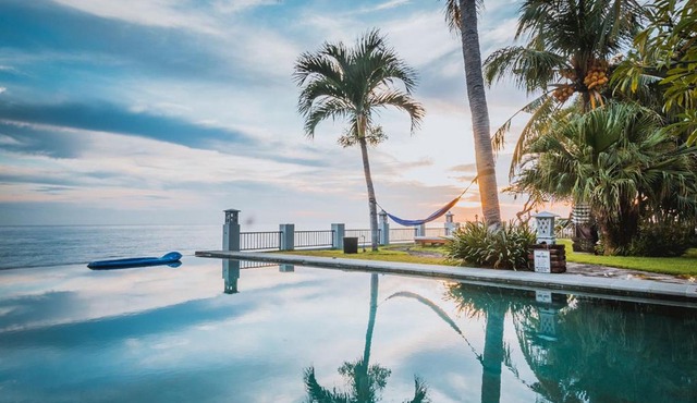 Villa Seaview- tranquil 3BR, beachfront, private pool