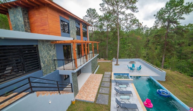 VILLA SEGURA VICENTE