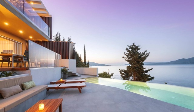 Villa Selina - Three Bedroom Villa, Sleeps 6