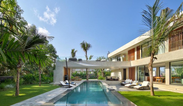 Villa Selong Belanak - Private Beach Access