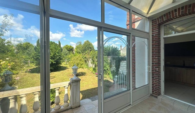 Villa Sénone – Group Getaway in the Heart of Sens