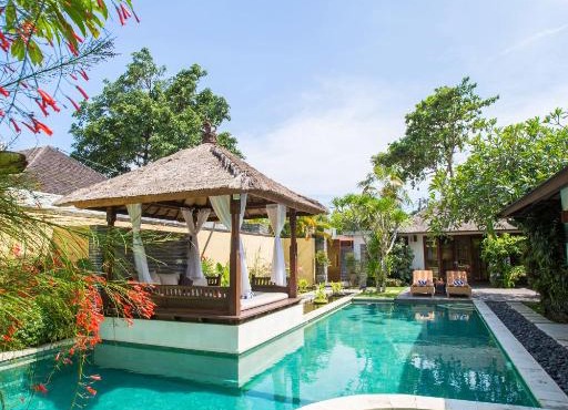 Villa Seriska Satu Sanur Luxury 4-Bedroom Villa with Private Beach Access & 24h Security