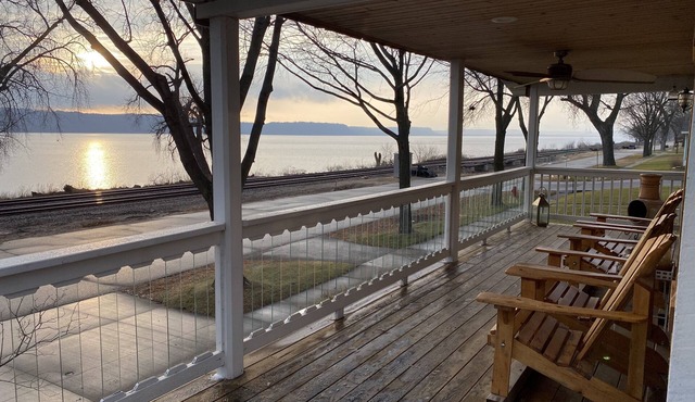 Villa Serra - Lakehouse in Pepin