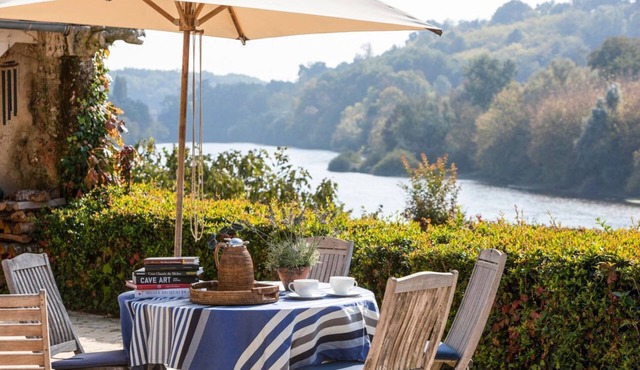 Villa Shambhala - Four Bedroom Villa, Sleeps 8