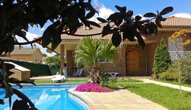 VILLA SHAMBHALA in Vallcanera