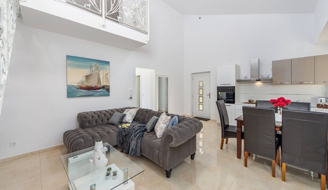 Villa Shaula 2 - Three Bedroom House with Pool