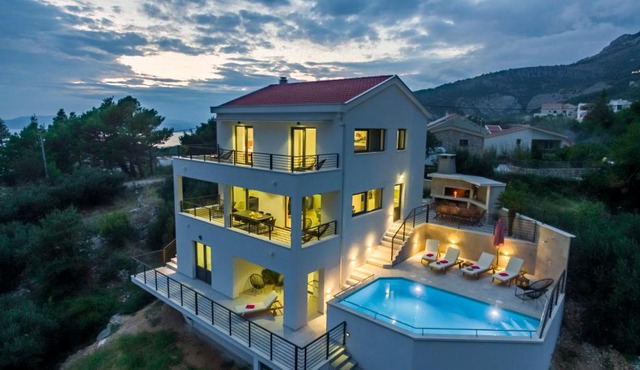 Villa Shine