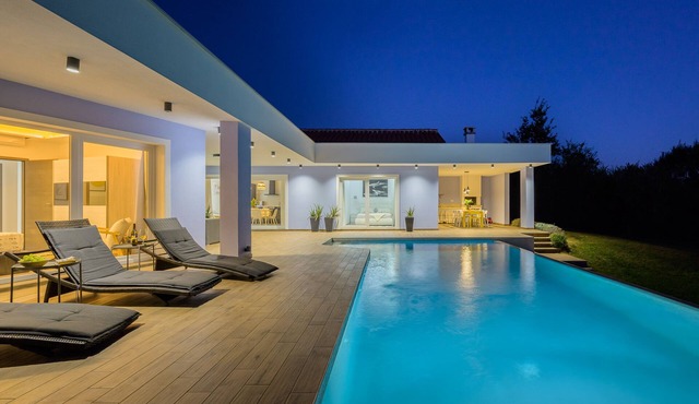 Villa Sicutti (Istria - Svetvinčenat)