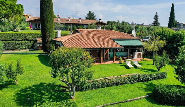 Villa Silva, with amazing lake view