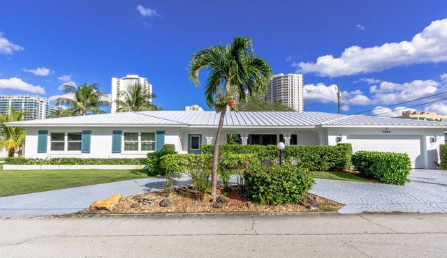 Villa Singer Island, walk to wonderful beach, bicycle path and more...