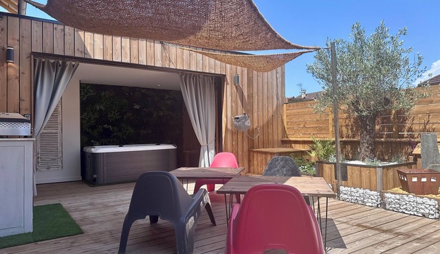 Villa Sirey & SPA - Design - Centre-ville - Jacuzzi & Sauna