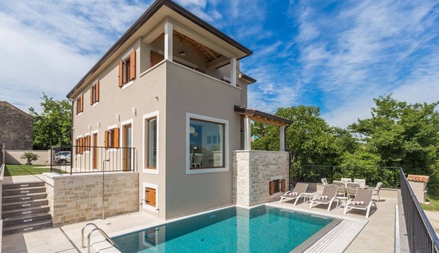 Villa Skarline in Baredine