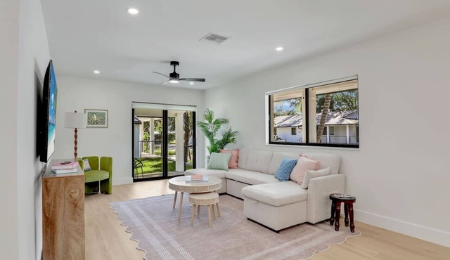 Villa Solé by Downtown & Beach