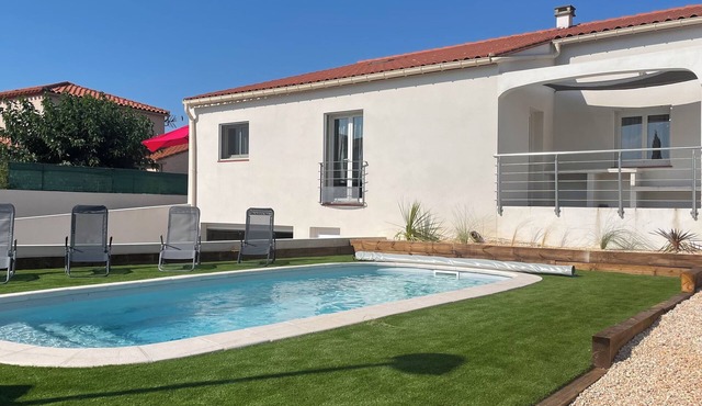 Villa*SOL DELS ASPRES- Swimming pool - BBQ - Garage - Air conditioning/central heating