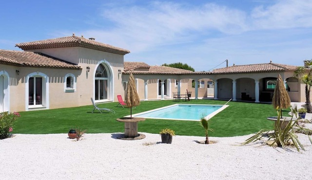 Villa Soleil, Perfect family villa near Pézenas