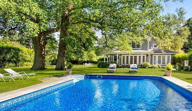 Villa Southampton Village