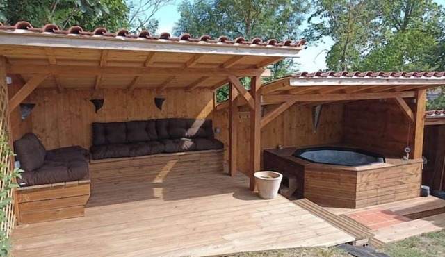 Villa spa relaxation in a green setting