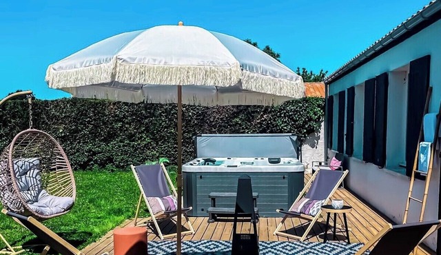 Villa spa rochelaise: Relaxation with Jacuzzi and Brasero