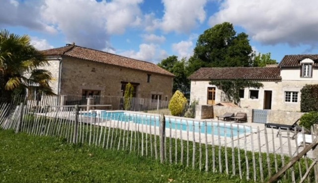 "Villa spacieuse à Sigoulès avec piscine privée"