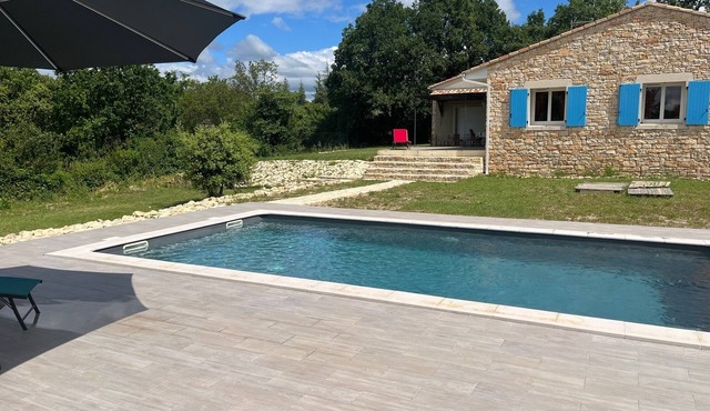 Villa Spacieuse Avec Piscine, 3 Chambres, Proche Ardèche, Grotte Aven D'orgnac