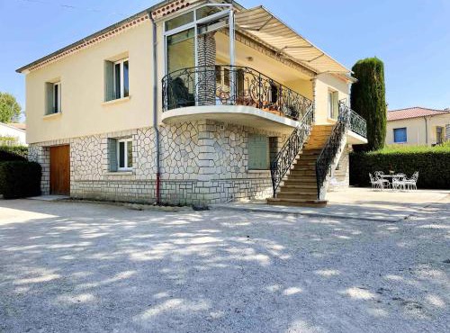 Villa spacieuse avec vue sur montagne à Sablet + Piscine privée